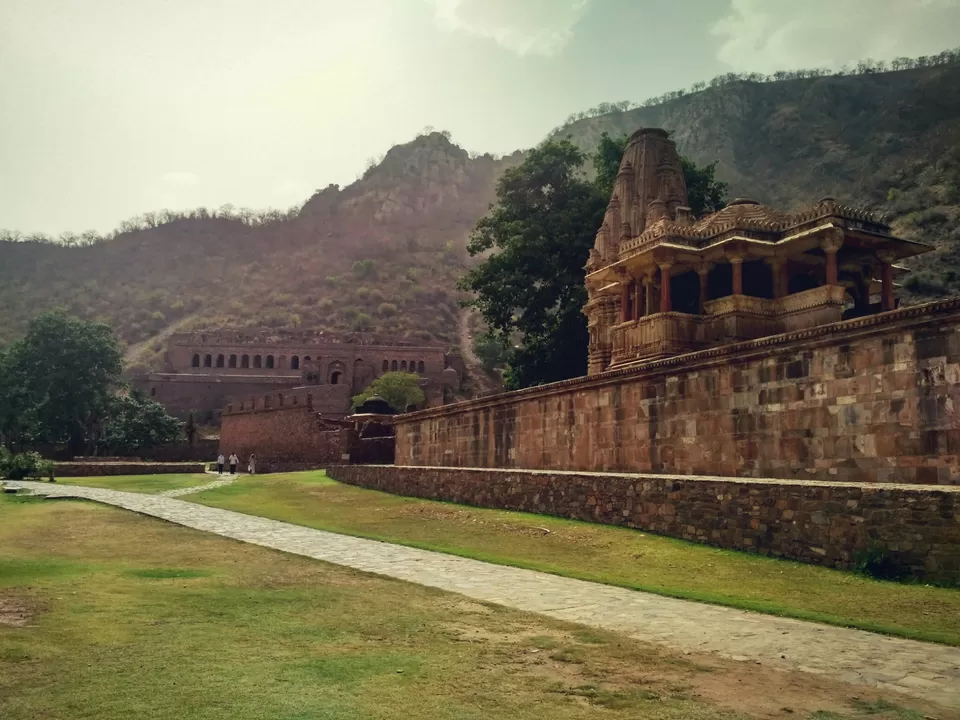 Photo of Bhangarh Fort, Bhangarh, Rajasthan, India by Manjeet Rohilla