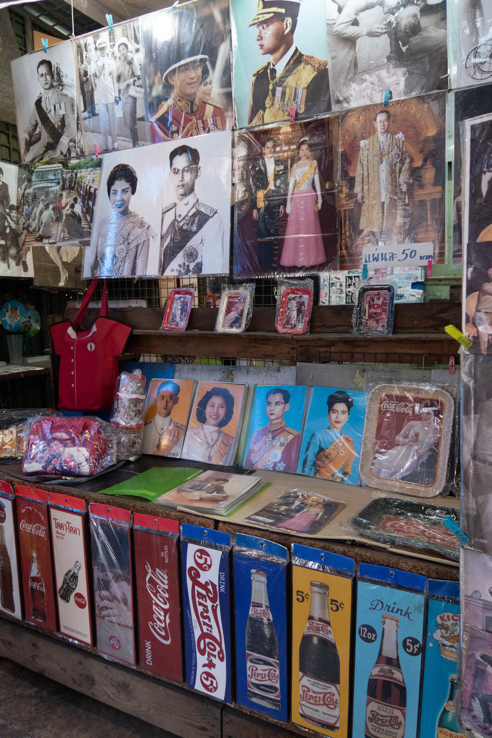 Photo of Bangkok : Your Go-To Guide For Cheap Shopping Hotspots 5/10 by AAMNA MISHRA