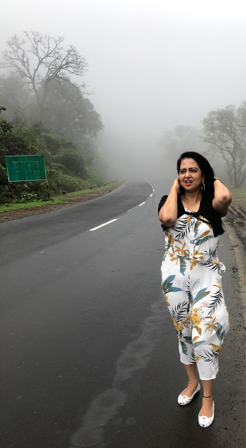 Photo of The beautiful Malshej Ghat by Sunita Sen