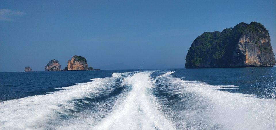 Photo of Phi Phi Islands, Krabi, Thailand by Sonu Nagdev