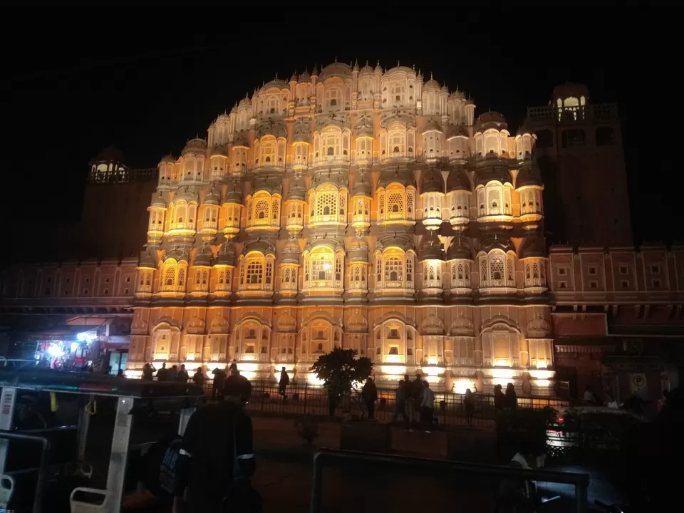 Photo of Hawa Mahal, Hawa Mahal Road, Badi Choupad, J.D.A. Market, Pink City, Jaipur, Rajasthan, India by Kshitij Mehta