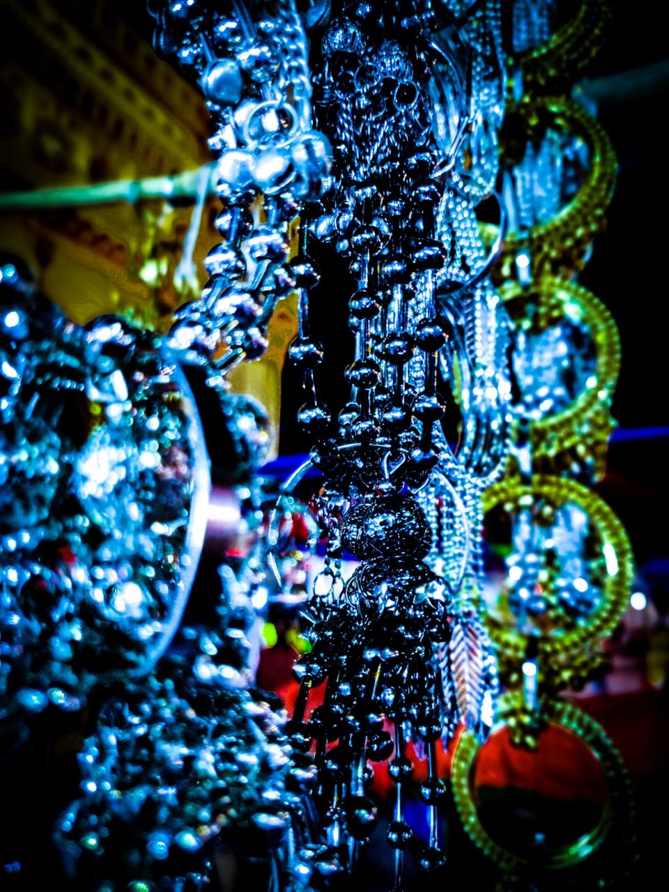 Photo of Laad Bazaar Road, Laad Bazar, Charminar, Ghansi Bazaar, Hyderabad, Telangana, India by RoHiThChInnA