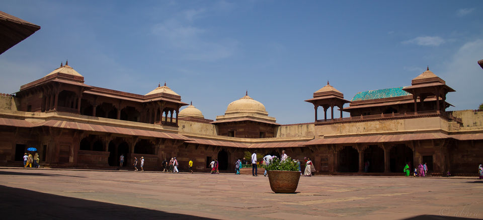 Photo of Fatehpur Sikri, Uttar Pradesh, India by Abhra Ghosh