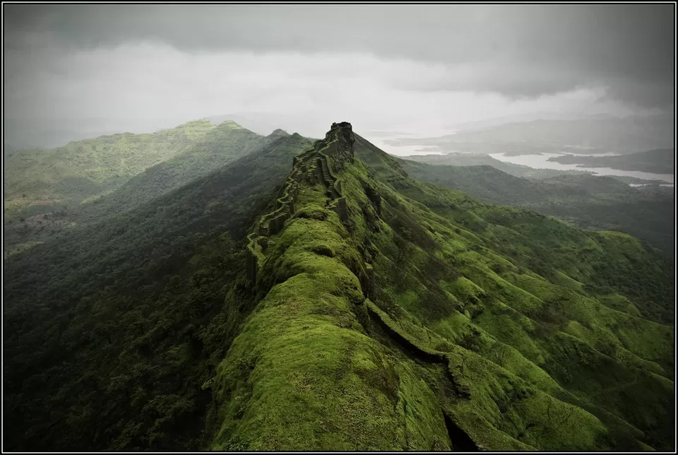 Photo of Rajgad - Torna Trek Path, Charhat Wadi, Maharashtra, India by Vihang Ghalsasi