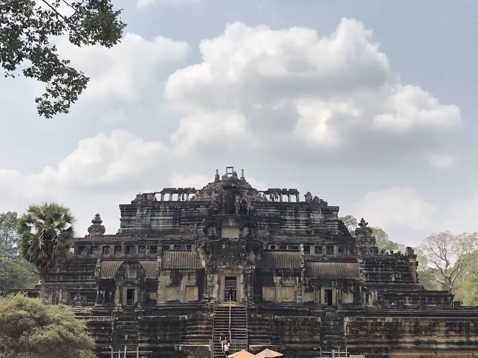 Photo of Baphuon, Angkor Archaelogical Park, Krong Siem Reap, Cambodia by Yash Asthana