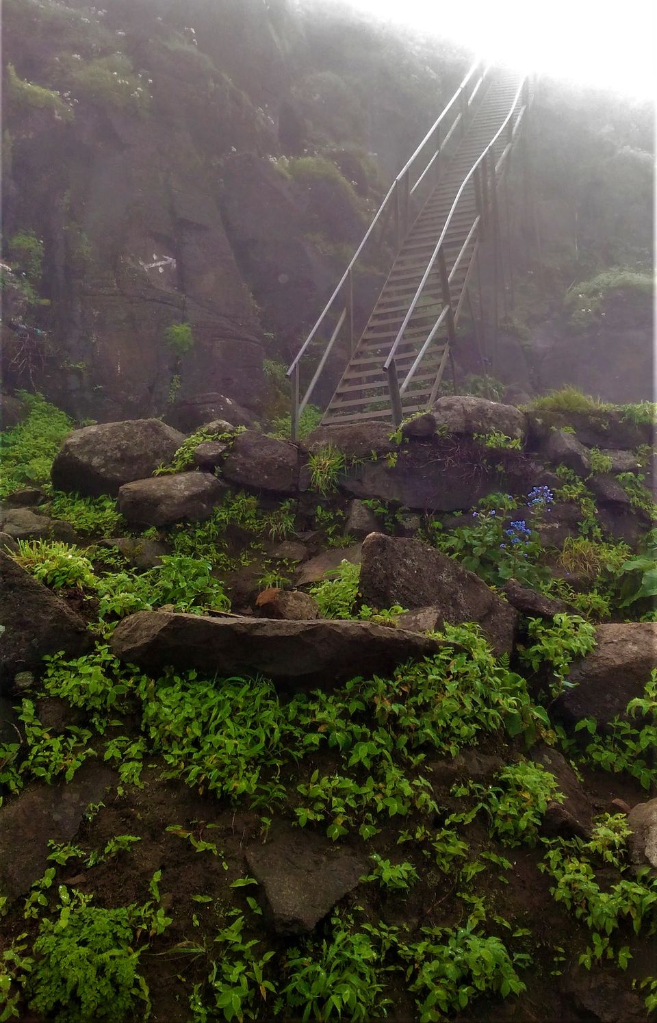 Photo of Kalsubai Trek - Highest peak in Maharashtra 11/15 by The Resfeber travellers