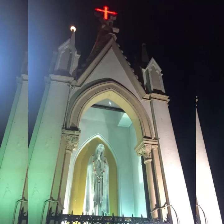 Photo of Mumbai, Maharashtra, India by Thebohemiangirll