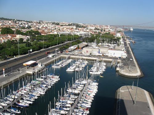 Photo of Pastéis de Belém, Rua Belém, Lisbon, Portugal by Yara Coelho