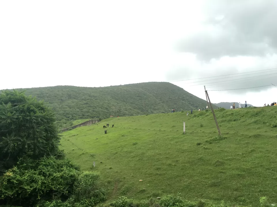 Photo of Junagadh Road, Vadal, Gujarat, India by ssquare joshi