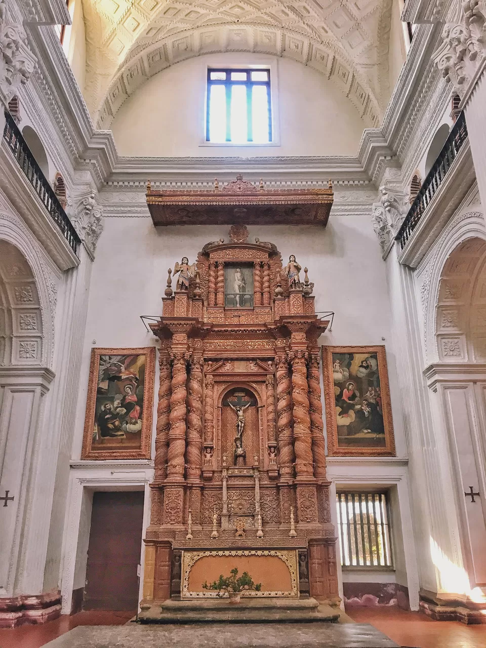 Photo of Church of St. Cajetan, Velha Goa, Goa, India by Omkar Nilapwar