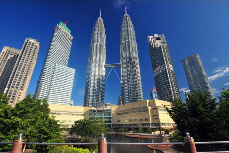 Photo of Petronas Towers – World’s Tallest Buildings 1/3 by Pankti Shah