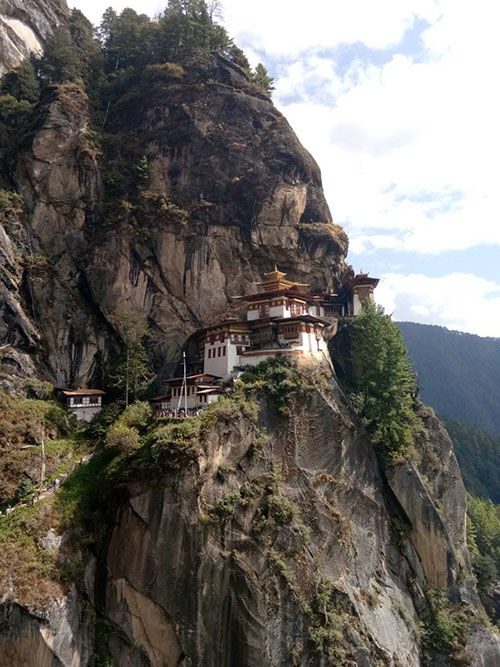 Photo of Must See Places In Bhutan | Crazy Wanderer 1/8 by Pankti Shah