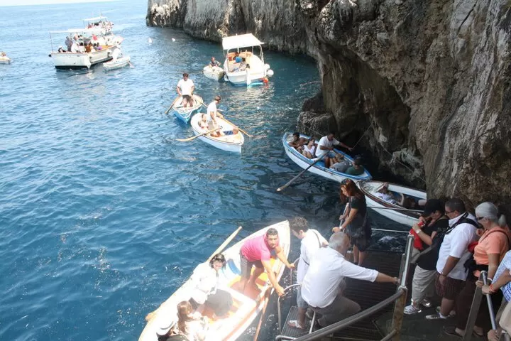 Photo of Capri, Metropolitan City of Naples, Italy by Rachna Agnihotri