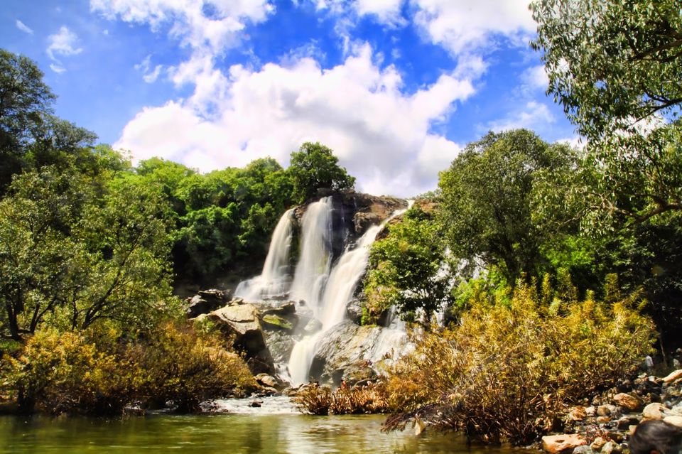 Photo of SHIVANASAMUDRA-TALAKADU : A WATERFALL-DESERT DUO by Swaroop Guptha