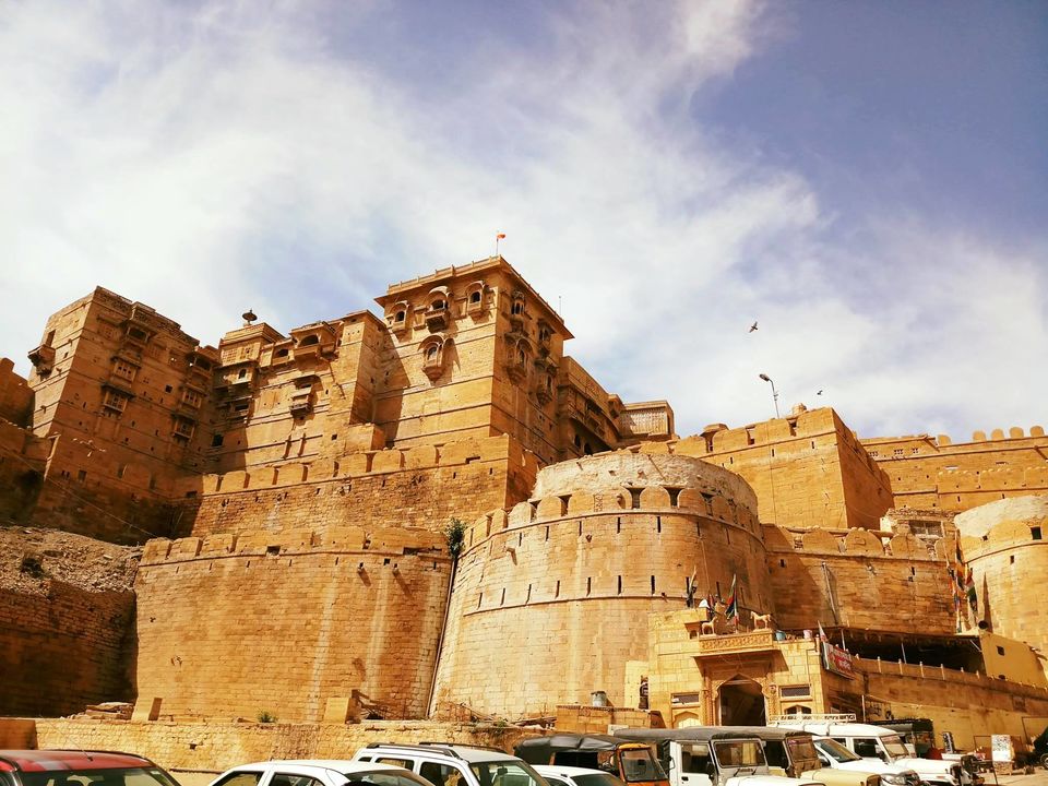Photo of Rajasthan Travelogue – 2 Days in Jaisalmer, the city of the Golden Fort 1/5 by Avishek Banerjee