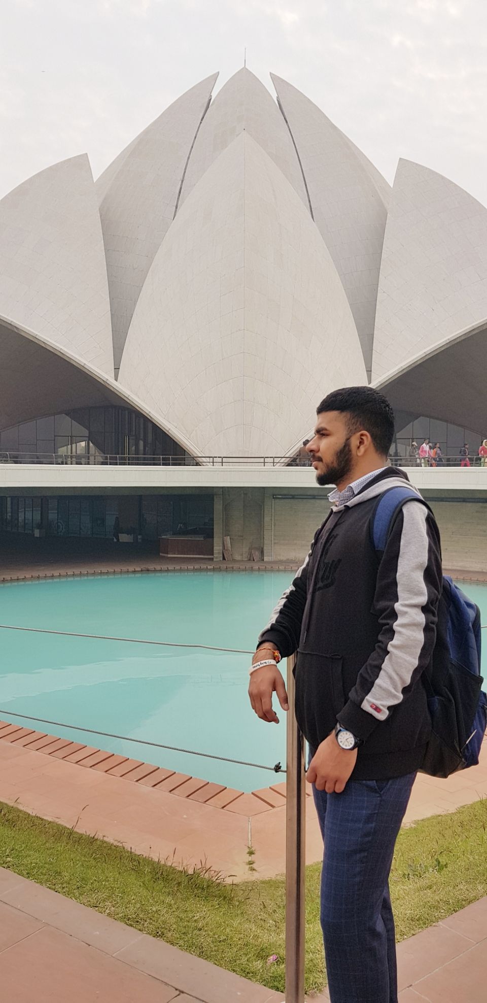 Photo of Lotus Temple, Lotus Temple Road, Bahapur, Shambhu Dayal Bagh, Kalkaji, New Delhi, Delhi, India by Parimal Patel