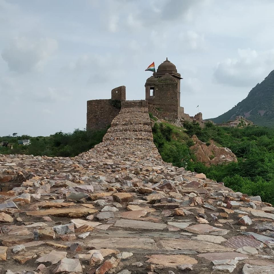 Photo of Bhangarh Fort, Bhangarh, Rajasthan, India by Sandesh Kolagi