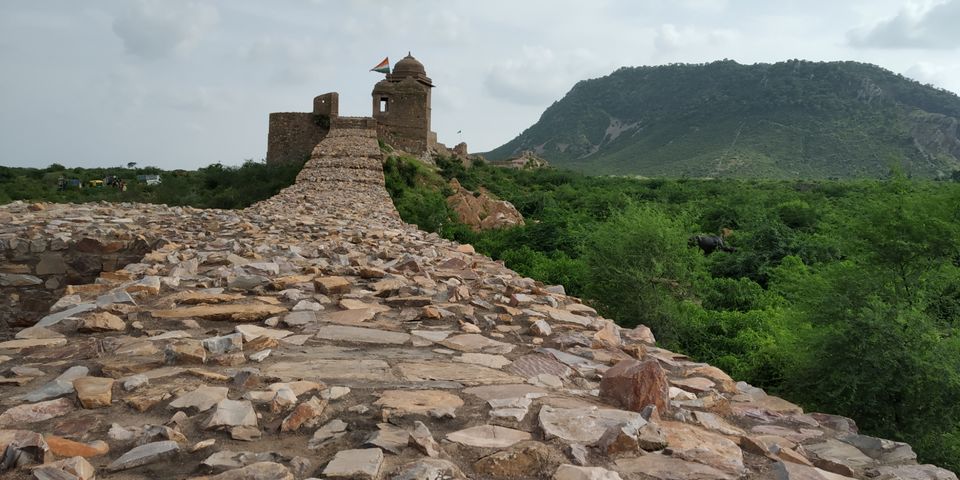 Photo of Bhangarh Fort, Bhangarh, Rajasthan, India by Sandesh Kolagi