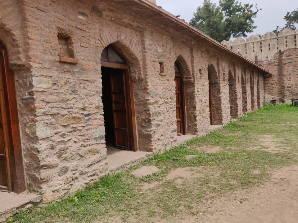 Photo of Kumbhalgarh Fort by Sakshi Mittal