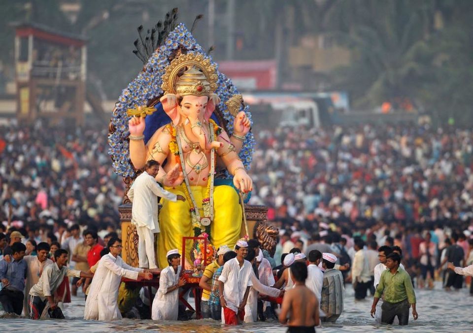 Photo of बप्पा के रंग में डूबा पुणे ! #pune #travel #ganeshchaturthi #tripotoabhindimein 1/1 by Afsarul haq