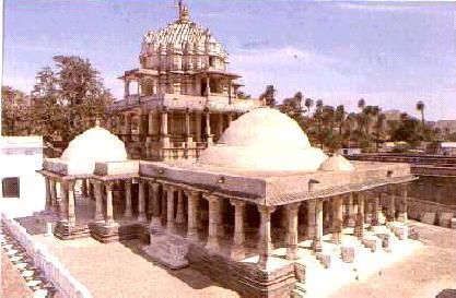 Photo of Dilwara Road, Delwara, Mount Abu, Rajasthan, India by Afsarul haq