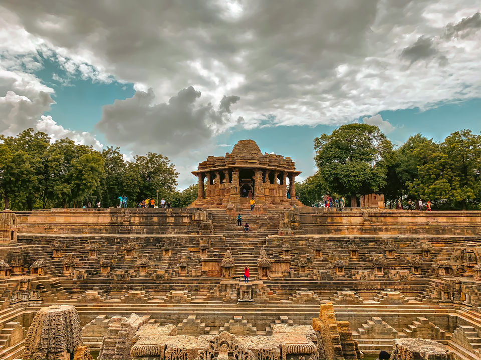 Photo of Sun Temple Modhera by Divya (Musafir_Kanya)