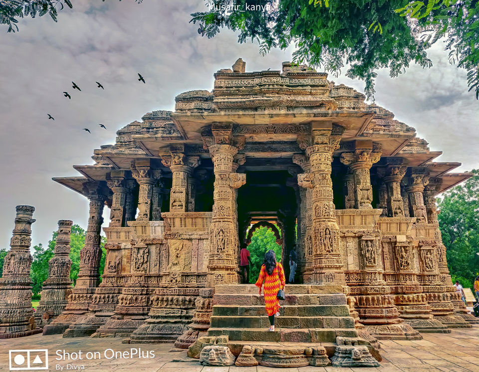 Photo of Sun Temple Modhera by Divya (Musafir_Kanya)