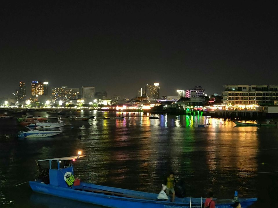 Photo of Pattaya, Bang Lamung District, Chon Buri, Thailand by Neha Goel