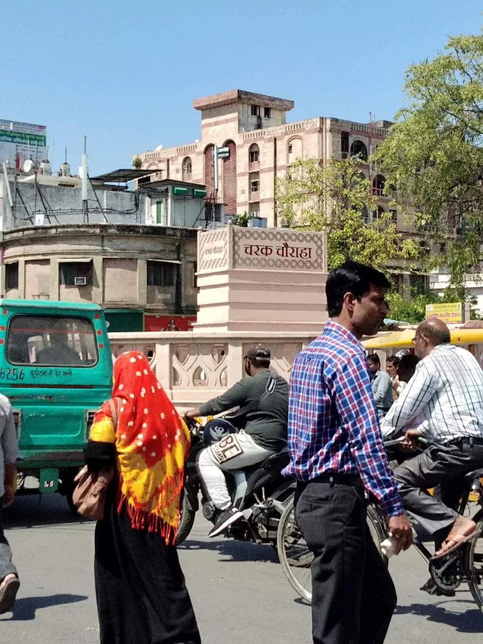 Photo of Bhoothnath Market, Sector 5, Indira Nagar, Lucknow, Uttar Pradesh, India by Nikita Ganguly