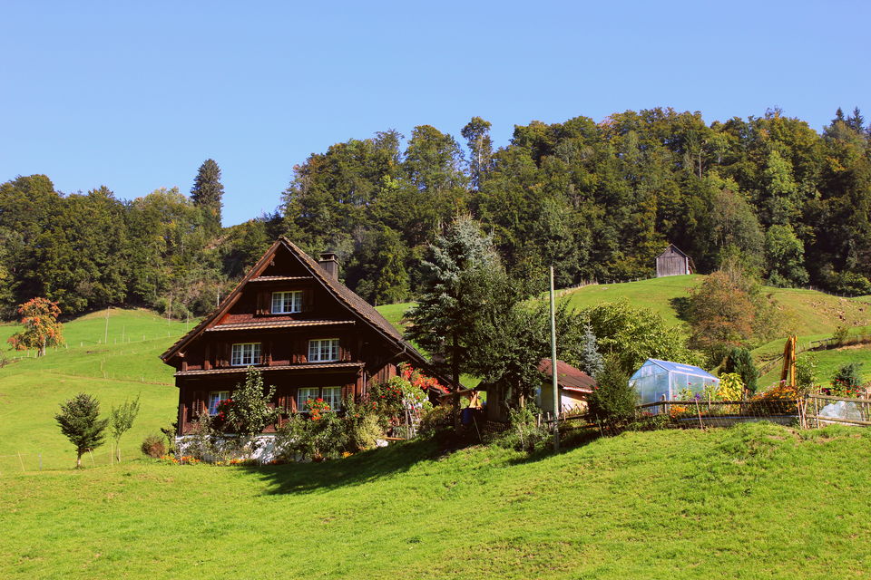 Photo of Frequently Asked Questions about going to Switzerland 1/7 by Shubham Shukla