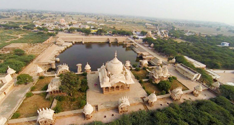 Photo of Kusum Sarovar, Goverdhan Brahmnan, Uttar Pradesh by Pratibha Yadav
