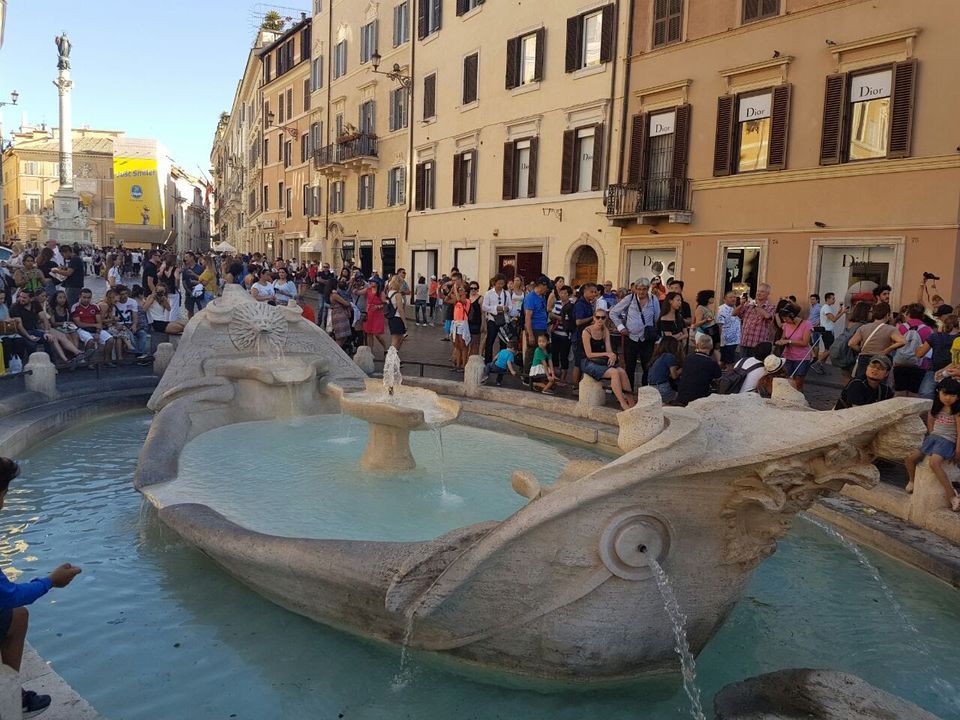 Photo of Spanish Steps, Piazza di Spagna, Rome, Metropolitan City of Rome, Italy by shreya shively