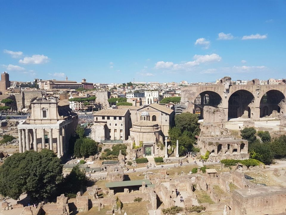 Photo of Roman Forum, Via della Salara Vecchia, Rome, Metropolitan City of Rome, Italy by shreya shively