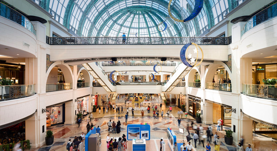 Photo of Mall of the Emirates - Dubai - United Arab Emirates by Travel Tales