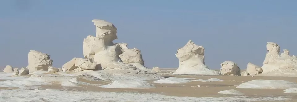 Photo of White Desert, Bawati، Egypt by Travel Tales
