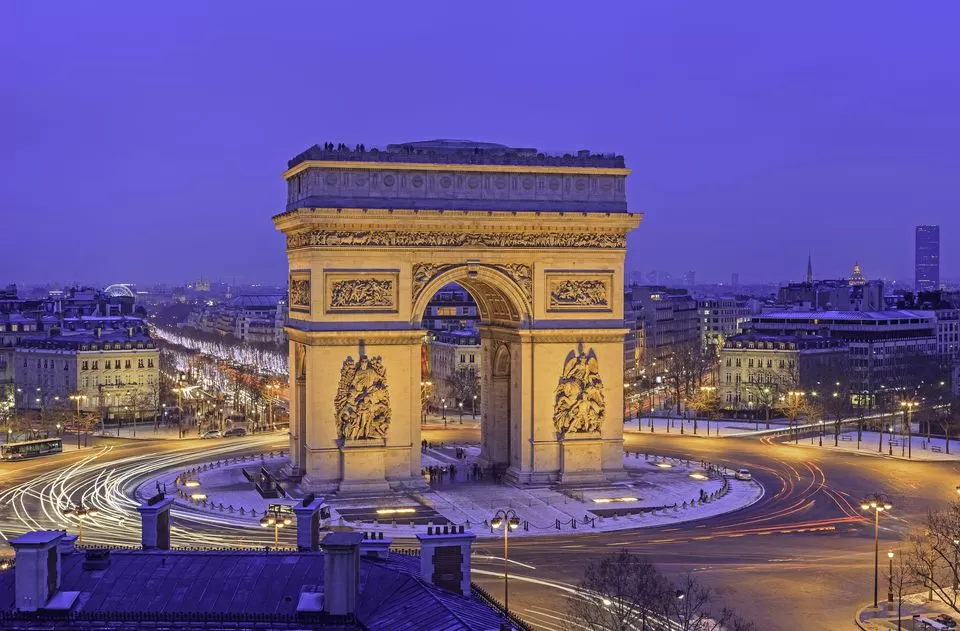 Photo of Arc de Triomphe, Paris, France by Travel Tales