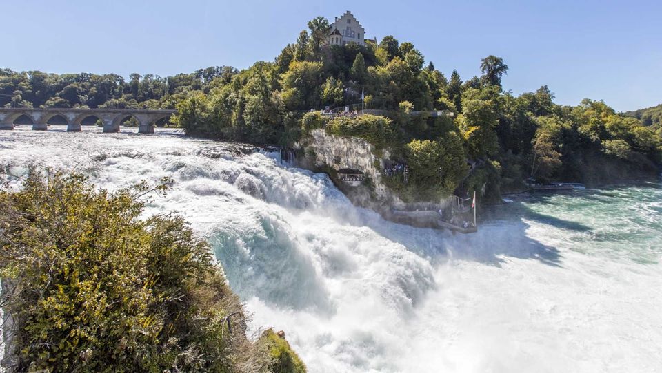 Photo of Rhine Falls, Laufen-Uhwiesen, Switzerland by Travel Tales