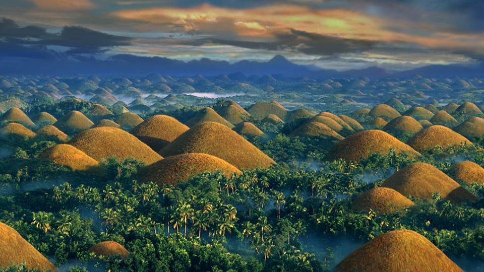 Photo of Chocolate Hills, Bohol, Philippines by Travel Tales