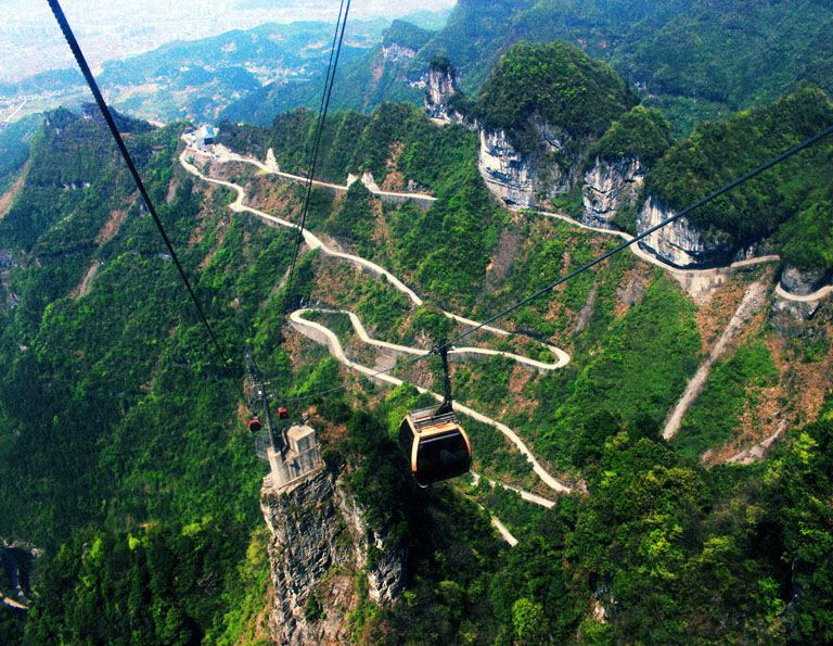 Photo of Tianmen Mountain, Yongding, Zhangjiajie, China by Travel Tales