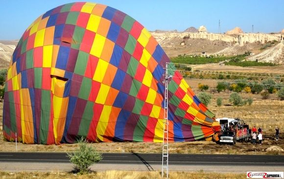 Photo of Hot Air Balloon Cappadocia, Göreme/Nevşehir Merkez/Nevşehir Merkez/Nevşehir, Turkey by Travel Tales