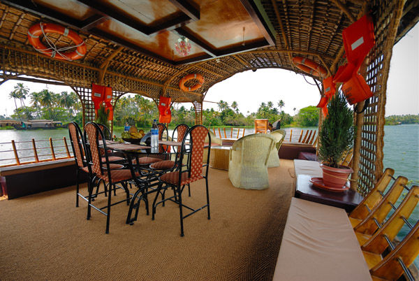 Photo of Alleppey, Kerala, India by TravelTales