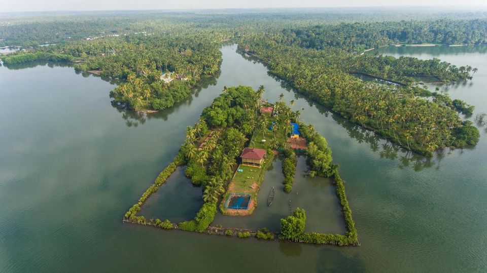 Photo of You can have this island all to yourself for your next vacay !! 2/6 by Travel Tales
