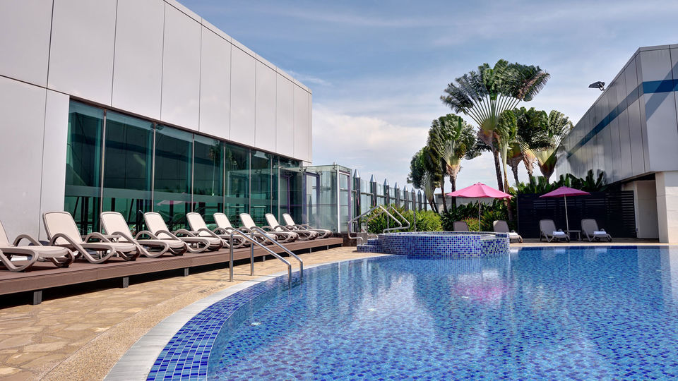 Photo of Incredible things to do at Changi to make your long layover time to a fun-filled one #flightzoned 6/18 by Travel Tales