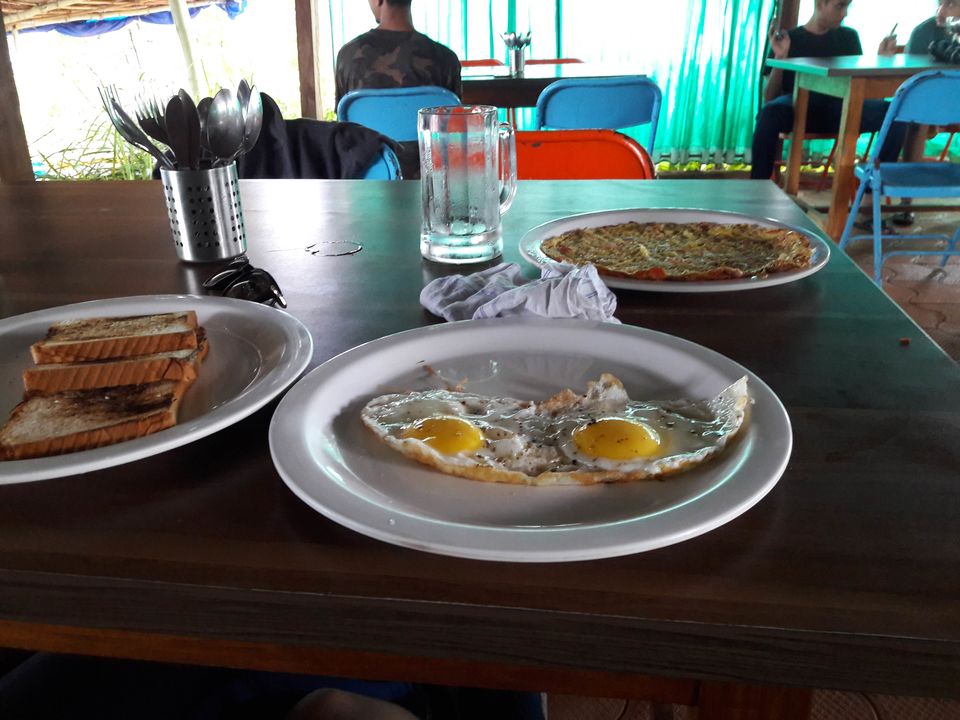 Photo of Mantra Cafe, Kudle Beach Road, Dandebagh, Gokarna, Karnataka, India by Sonesh Bansal
