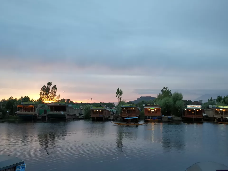 Photo of When markets float on water, Dal lake by Shabih Fatima