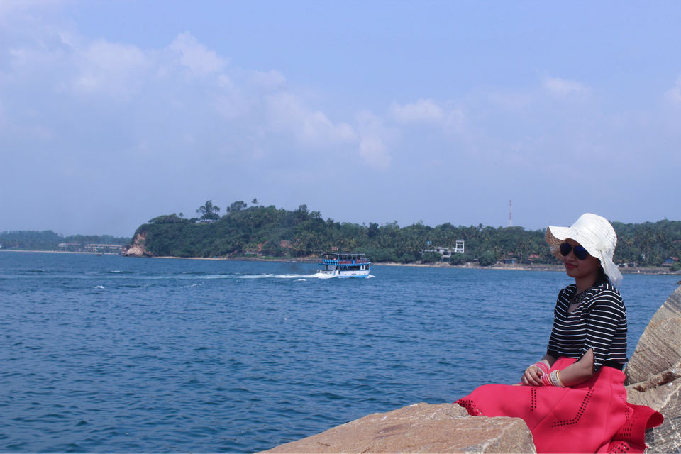 Photo of Mirissa Beach, Mirissa, Sri Lanka by Yasmin Mirza