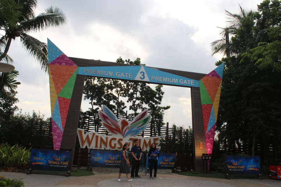 Photo of Wings Of Time, Singapore by Yasmin Mirza