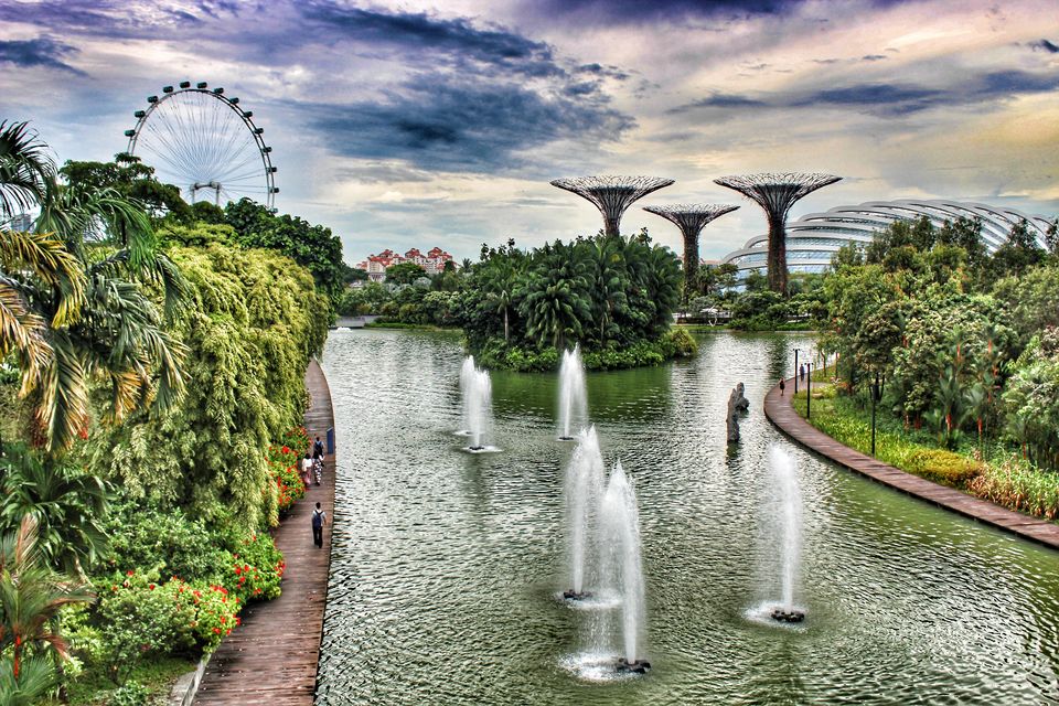 Photo of SINGAPORE TRAVEL GUIDE - BUDGET + ITINERARY by Yasmin Mirza