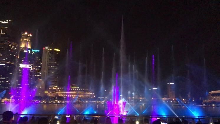 Photo of Merlion, Singapore by Yasmin Mirza