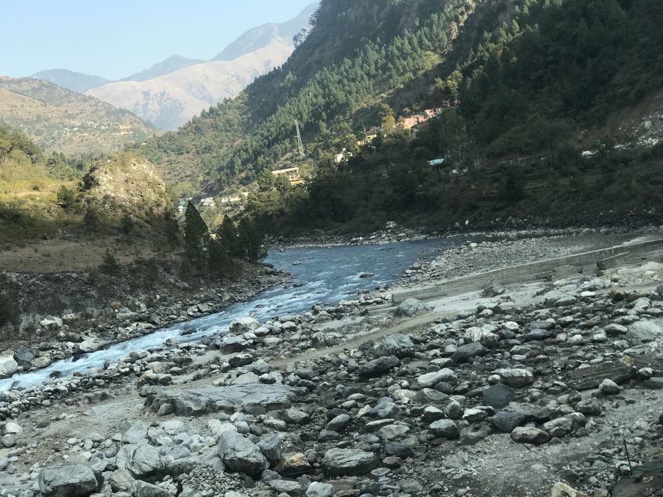 Photo of Witness the snowfall- Come To Auli 18/58 by Yasmin Mirza